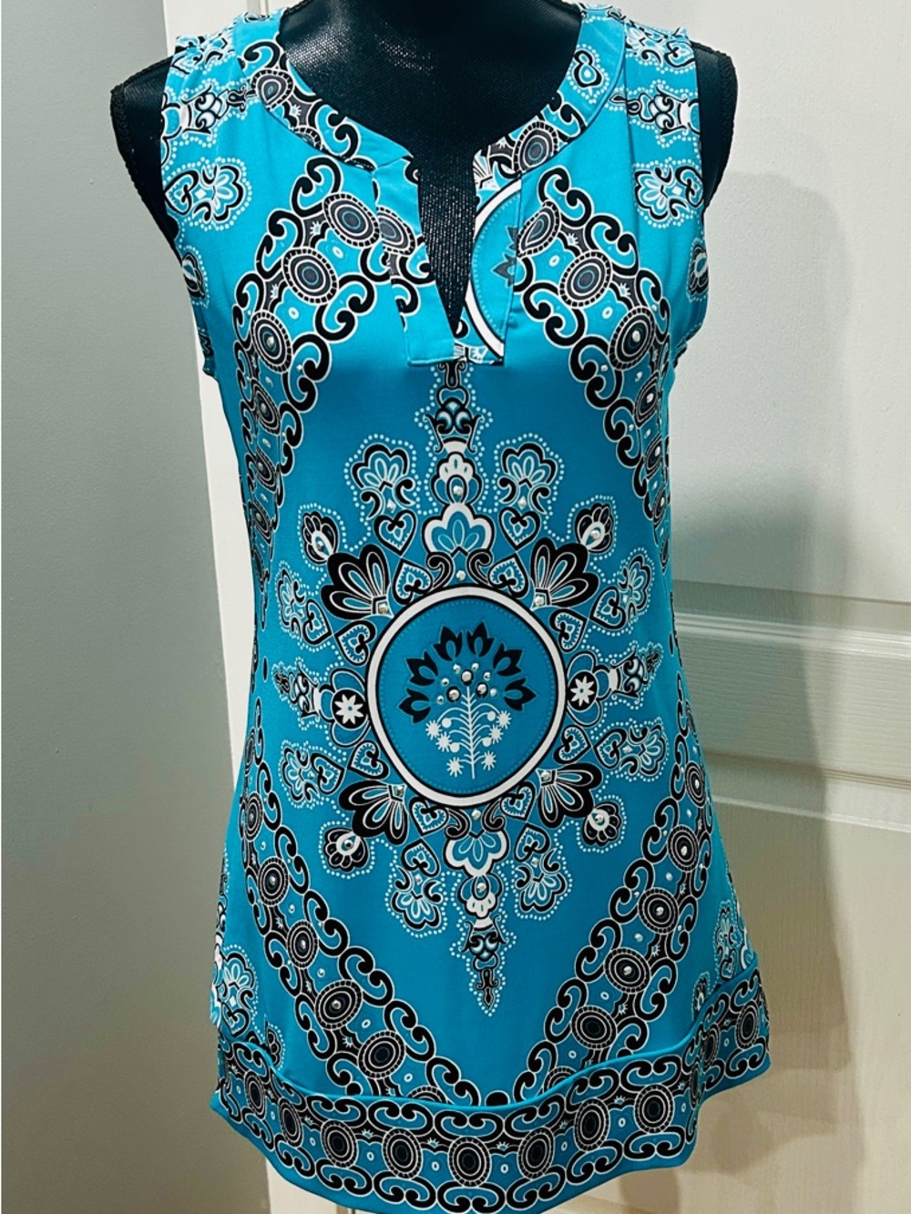 Cleo Turquoise and Black Paisley Medallion Tunic Tank